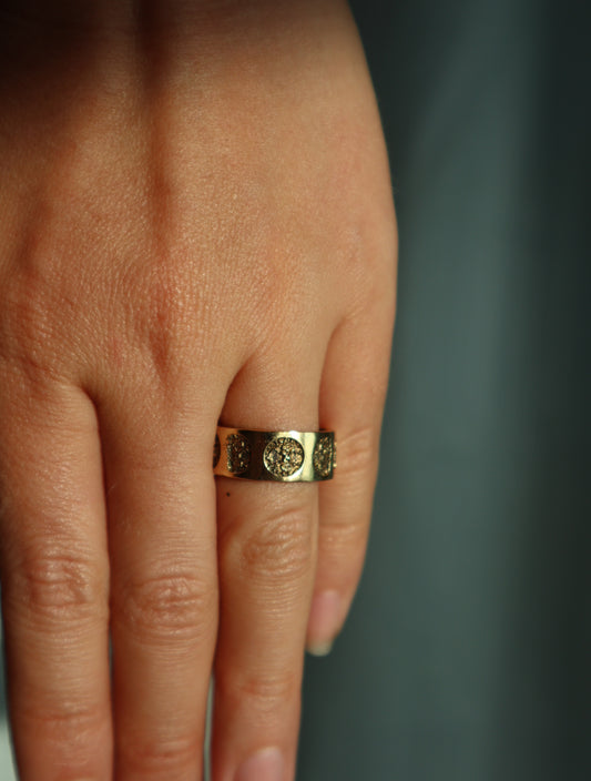 Moon phases brass ring